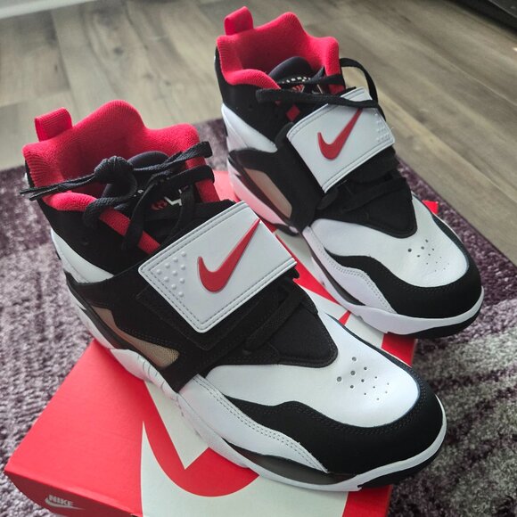 2025 Nike Air Diamond Turf - Picture 1 of 4